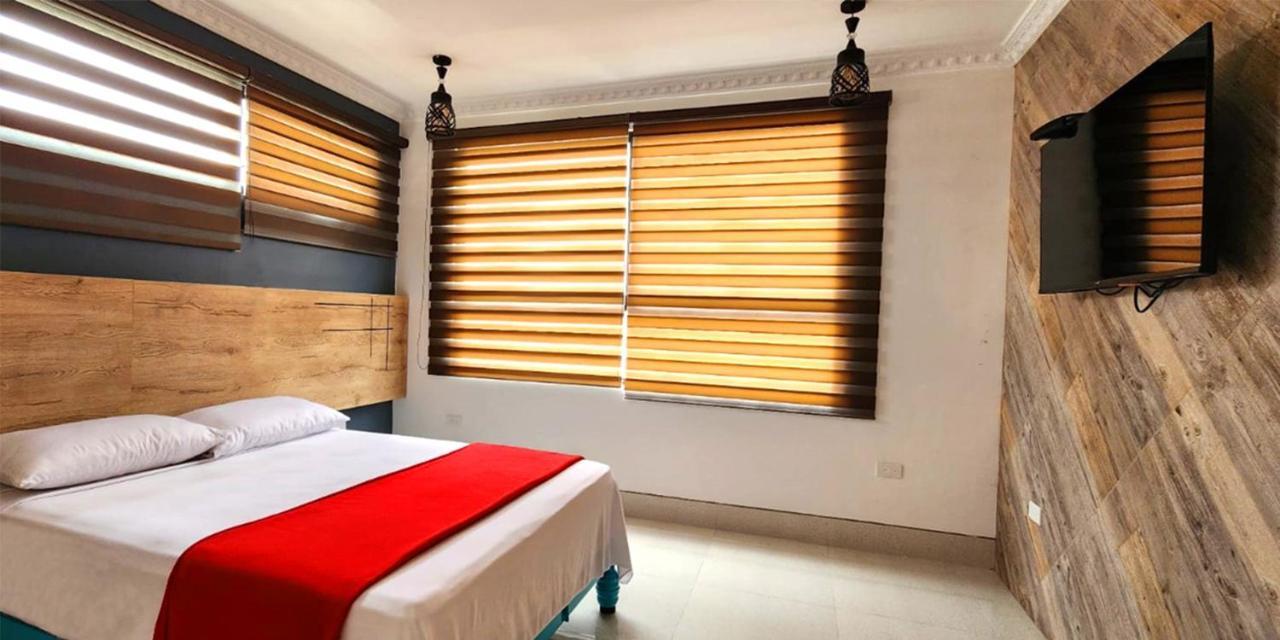 Hotel Murali - Cerca Del Aeropuerto De Guayaquil Bagian luar foto