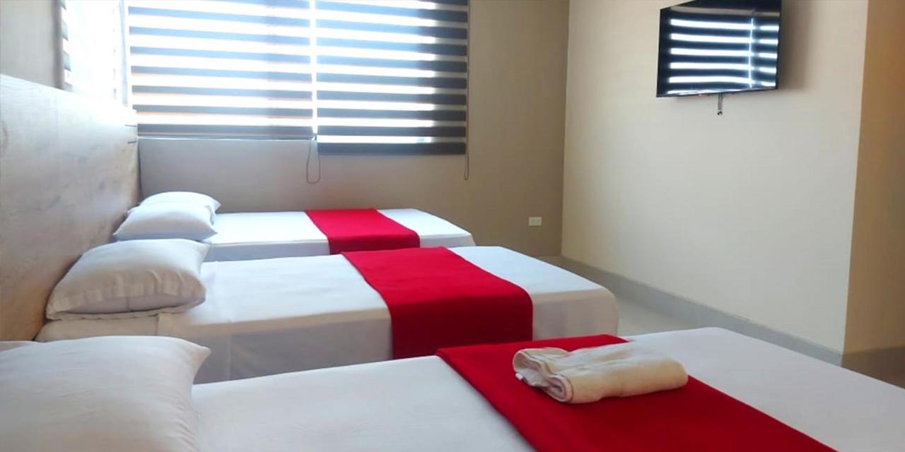 Hotel Murali - Cerca Del Aeropuerto De Guayaquil Bagian luar foto