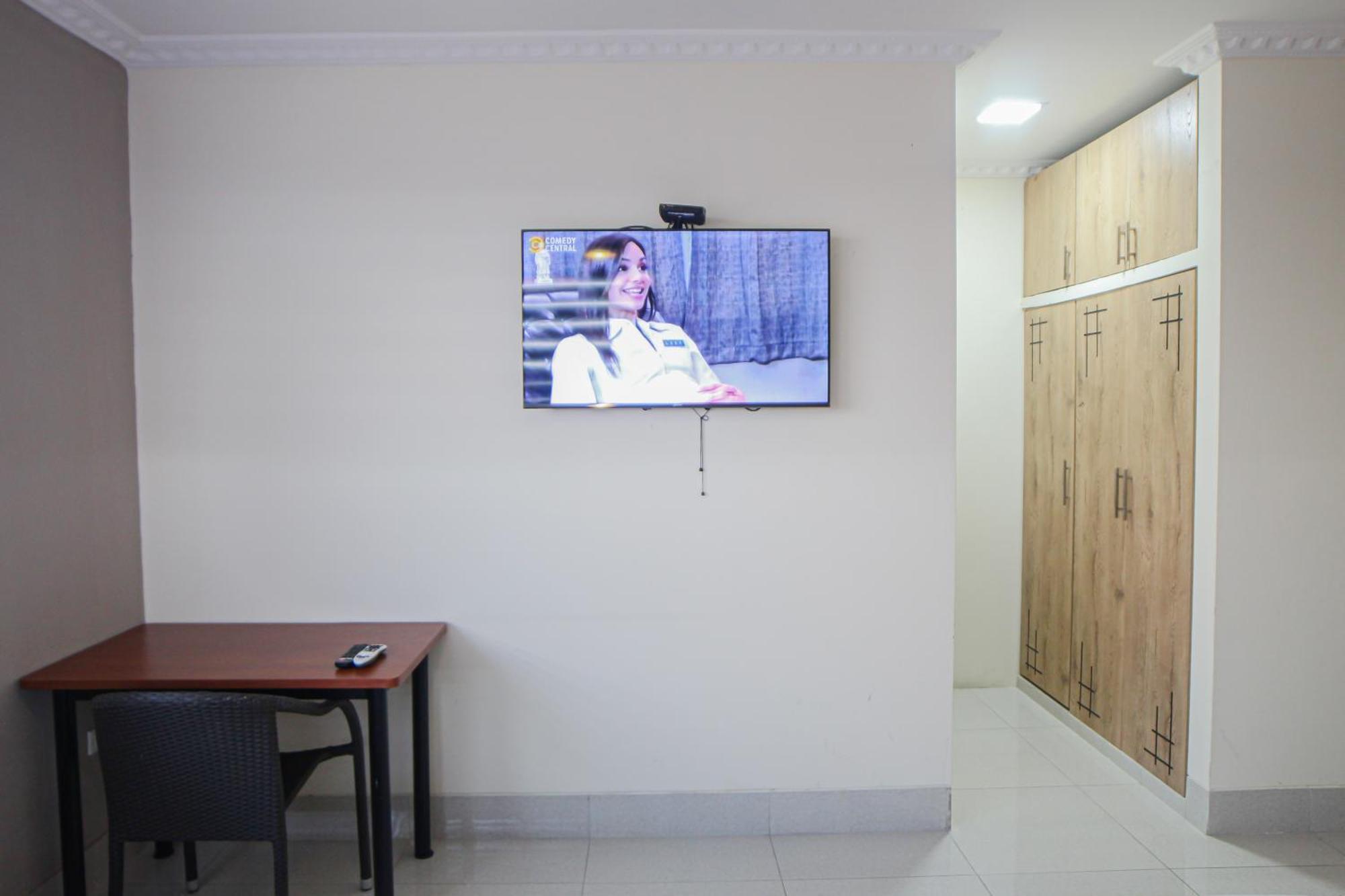 Hotel Murali - Cerca Del Aeropuerto De Guayaquil Bagian luar foto