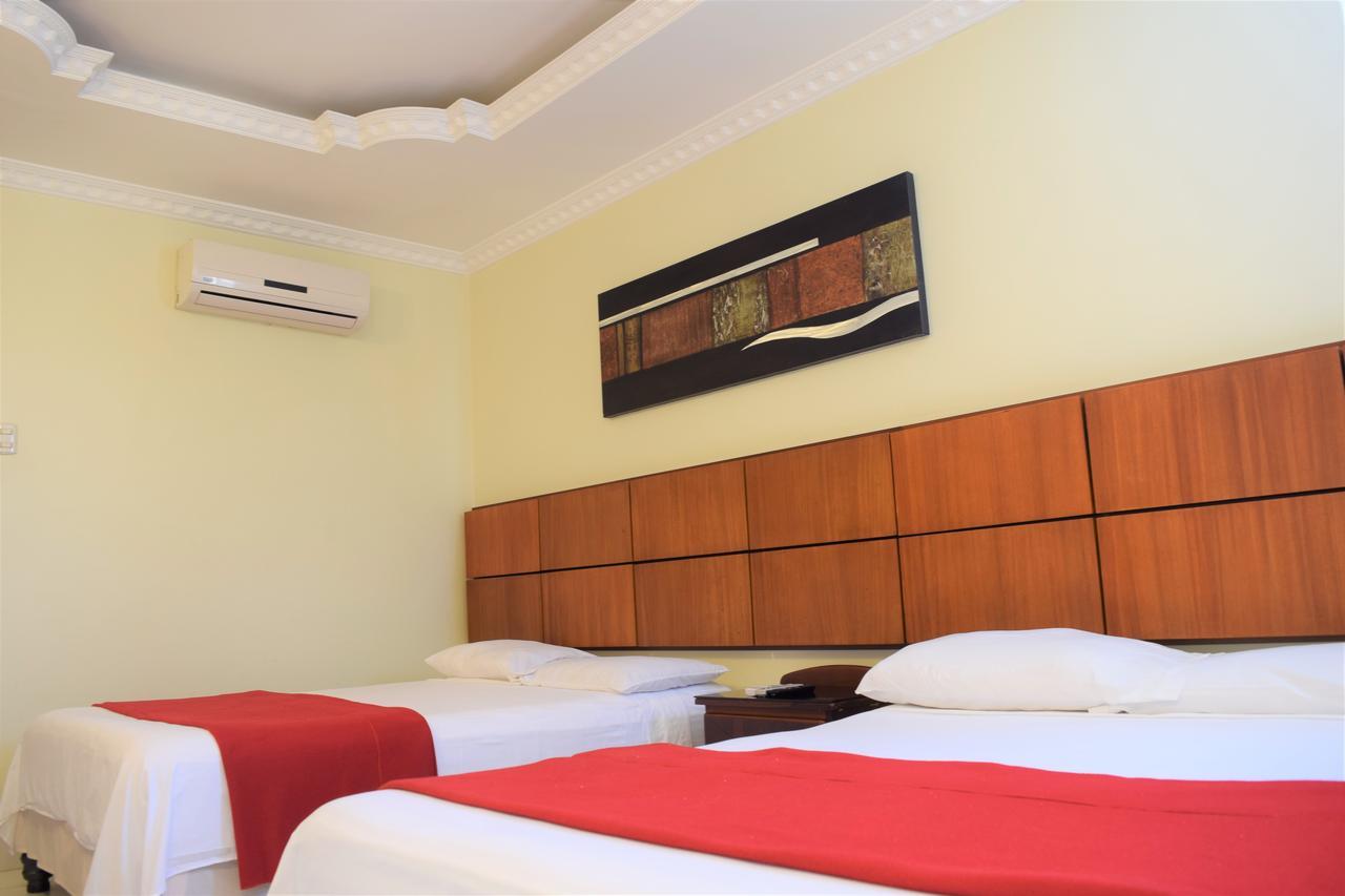 Hotel Murali - Cerca Del Aeropuerto De Guayaquil Bagian luar foto
