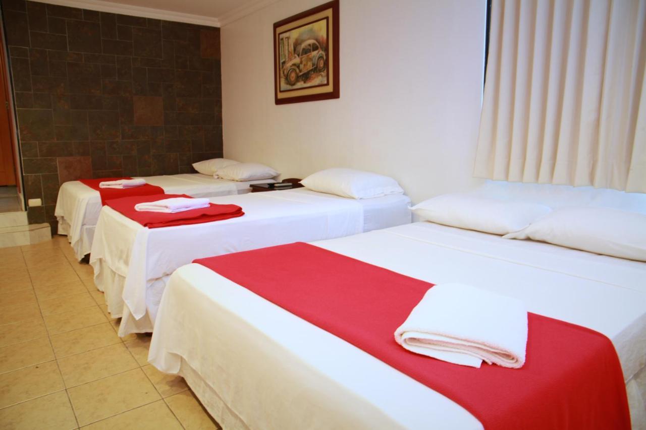 Hotel Murali - Cerca Del Aeropuerto De Guayaquil Bagian luar foto